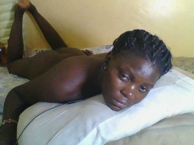 Live sex webcam photo for CoolEbonygal #277556793