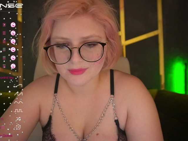 Live sex webcam photo for CoolTatis #277855302