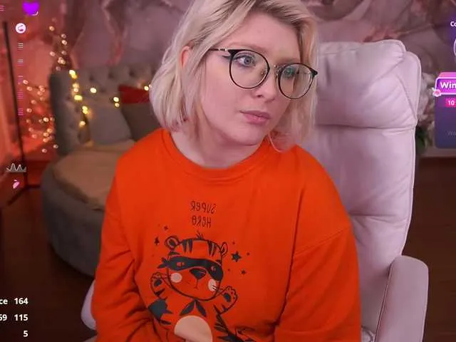 Live sex webcam photo for CoolTatis #290788406