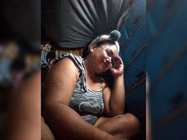 Live sex webcam photo for Copycat45 #275541559