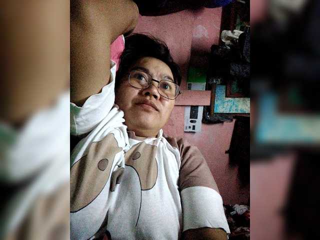 Live sex webcam photo for Copycat45 #275564250