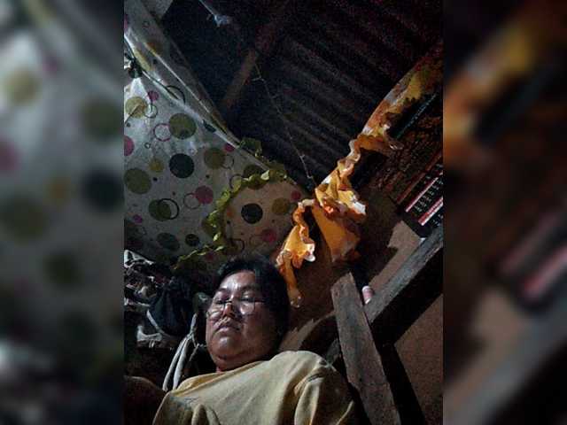 Live sex webcam photo for Copycat45 #275940847