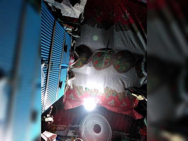 Live sex webcam photo for Copycat45 #276184302