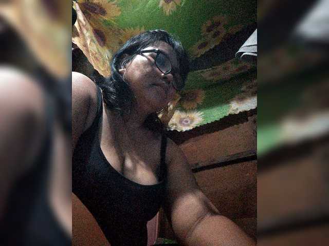 Live sex webcam photo for Copycat45 #276693229