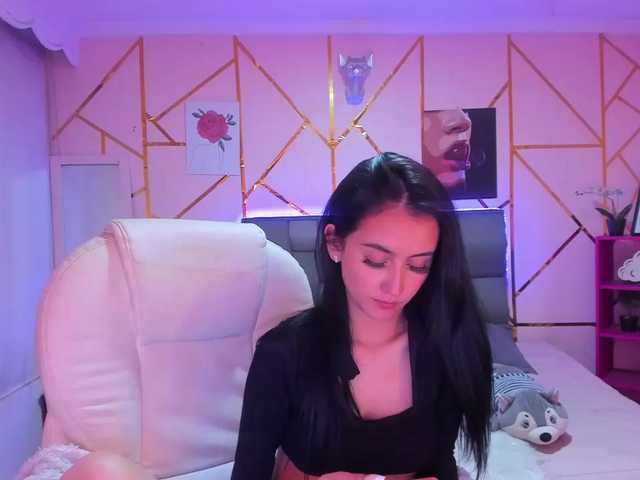 Live sex webcam photo for Coraliinee #276815055