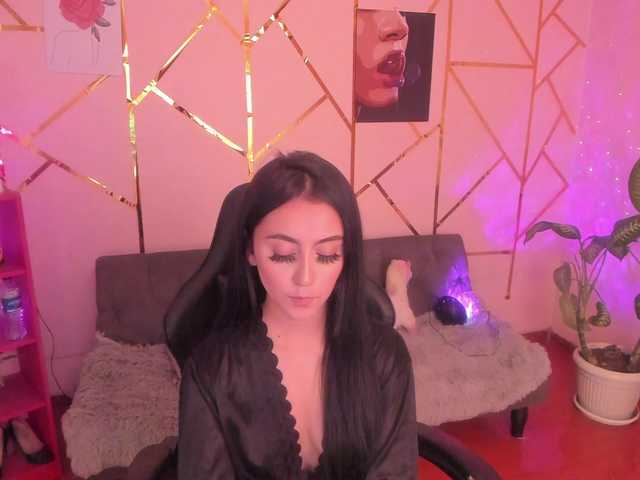 Live sex webcam photo for Coraliinee #278014212