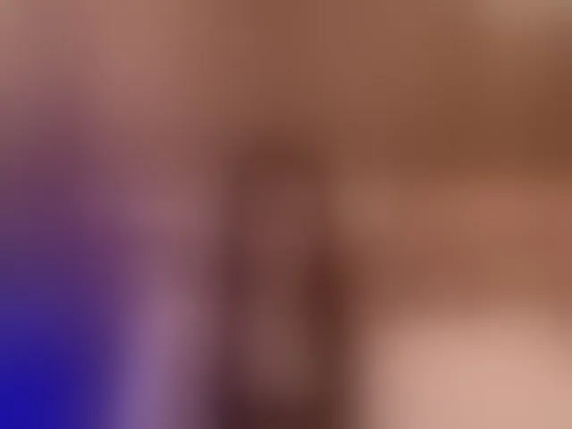 Live sex webcam photo for Coraliinee #293594375