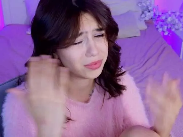 Live sex webcam photo for CoralineJones #291323980