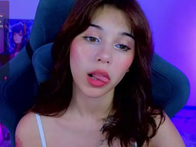 Live sex webcam photo for CoralineJones #291495189