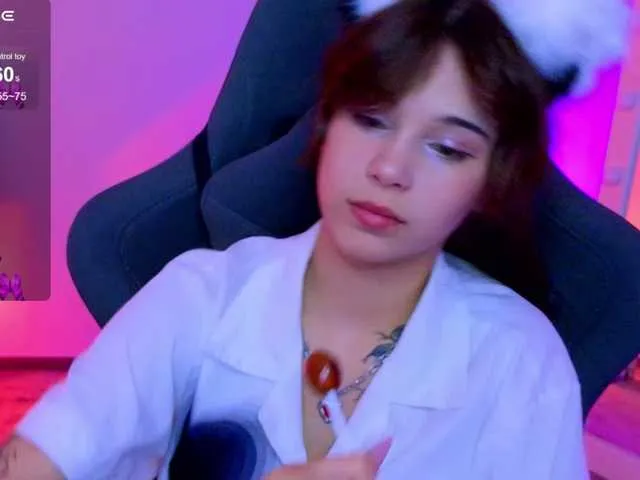 Live sex webcam photo for CoralineJones #291519590