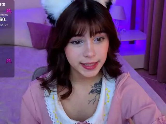 Live sex webcam photo for CoralineJones #291679936