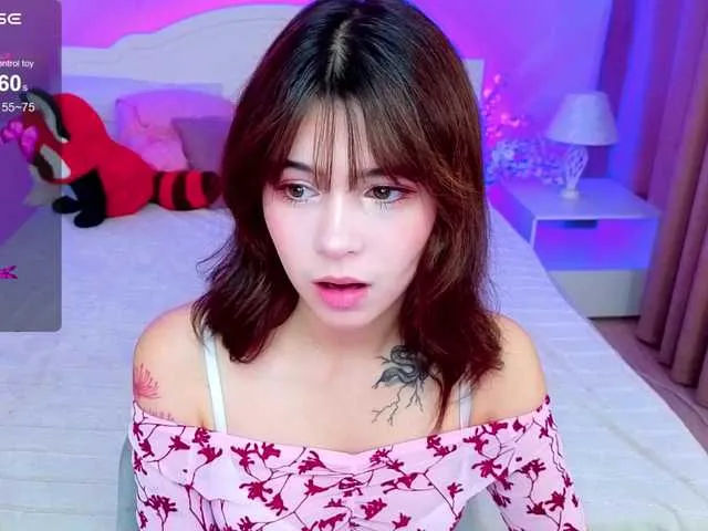 Live sex webcam photo for CoralineJones #291725346