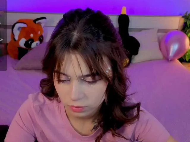 Live sex webcam photo for CoralineJones #291803615