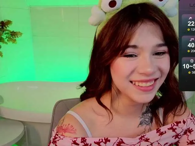 Live sex webcam photo for CoralineJones #291912847