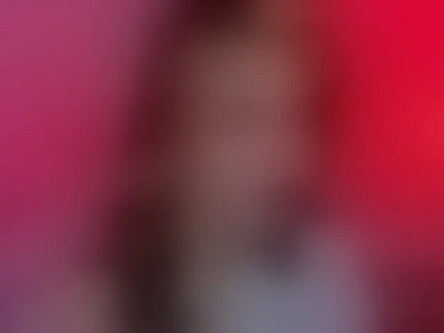 Live sex webcam photo for CoralineJones #292559245