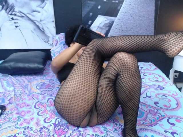 Live sex webcam photo for corinastonee #272832025