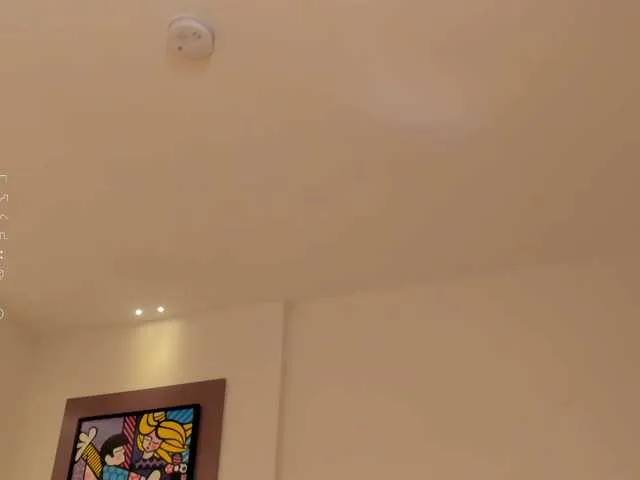 Live sex webcam photo for CorinneRusso #288075211