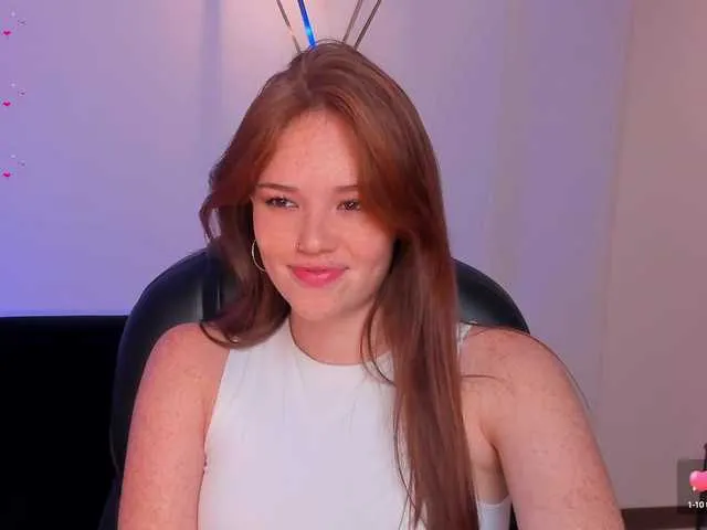 Live sex webcam photo for CorinneRusso #288291797