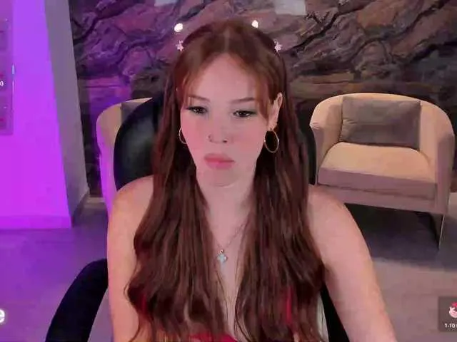 Live sex webcam photo for CorinneRusso #292140781