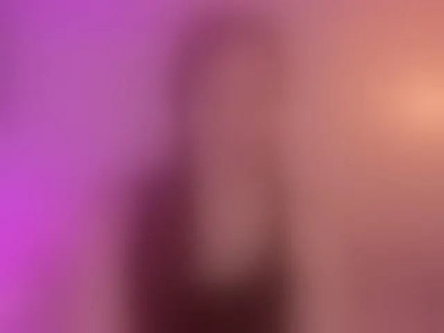 Live sex webcam photo for CorinneRusso #293660777