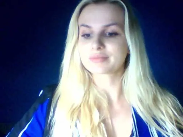 Live sex webcam photo for Cornelia22hot #273119977