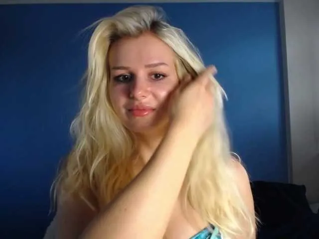 Live sex webcam photo for Cornelia22hot #273685410