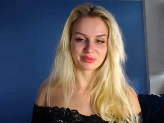 Live sex webcam photo for Cornelia22hot #273946538