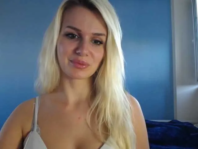 Live sex webcam photo for Cornelia22hot #274389521