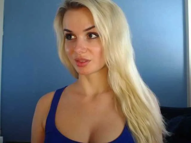 Live sex webcam photo for Cornelia22hot #274614474