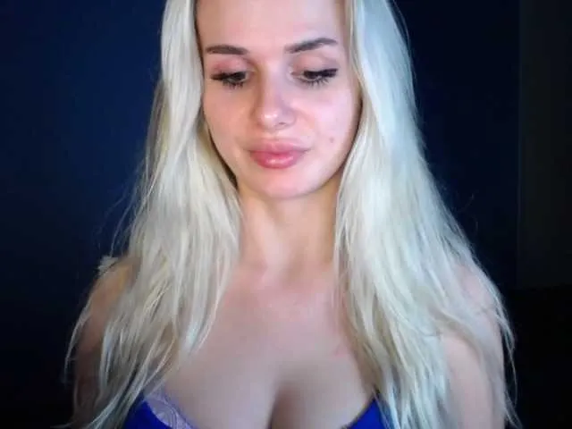 Live sex webcam photo for Cornelia22hot #274628240