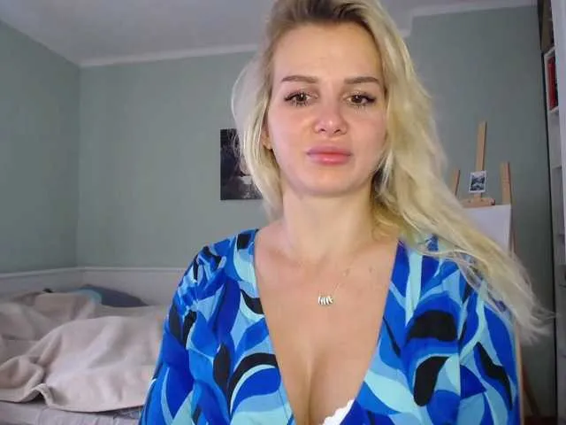 Live sex webcam photo for Cornelia22hot #291451509