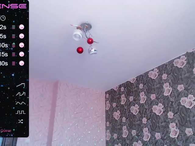 Live sex webcam photo for CorrinnaWild #271789767