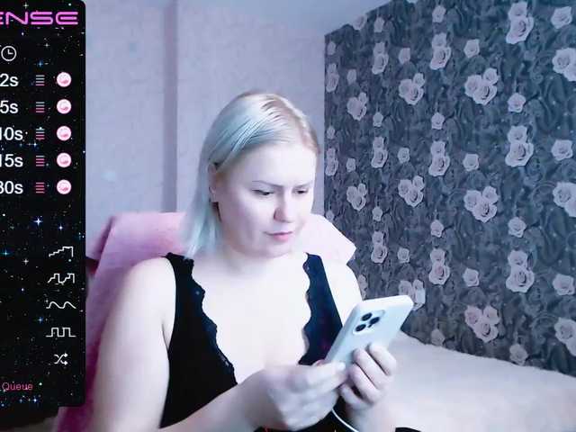 Live sex webcam photo for CorrinnaWild #272130094