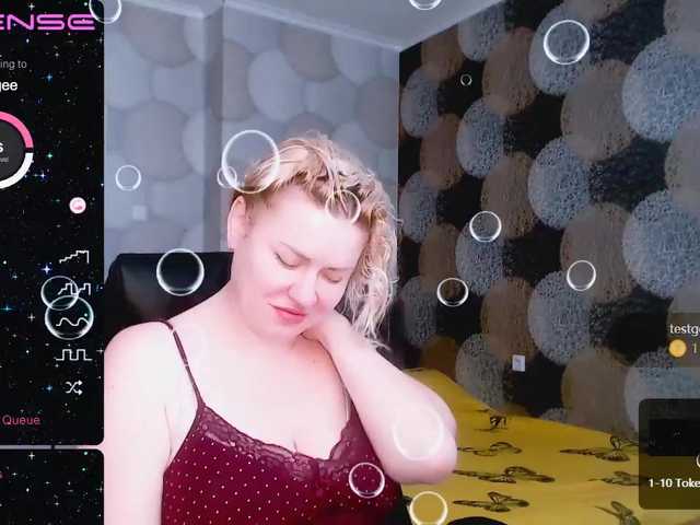 Live sex webcam photo for CorrinnaWild #272809263