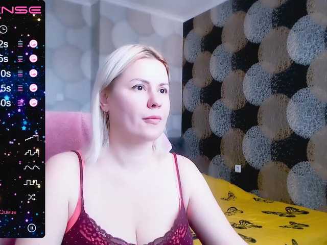 Live sex webcam photo for CorrinnaWild #273309852