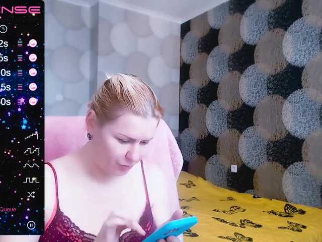 Live sex webcam photo for CorrinnaWild #273324676