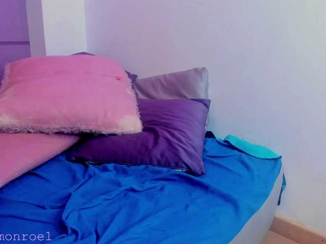 Live sex webcam photo for Corymonroe #277333145