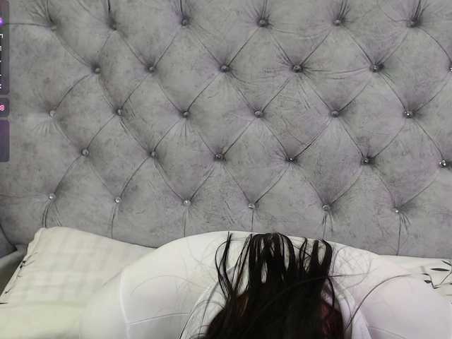 Live sex webcam photo for CosmicCandyX #291085370