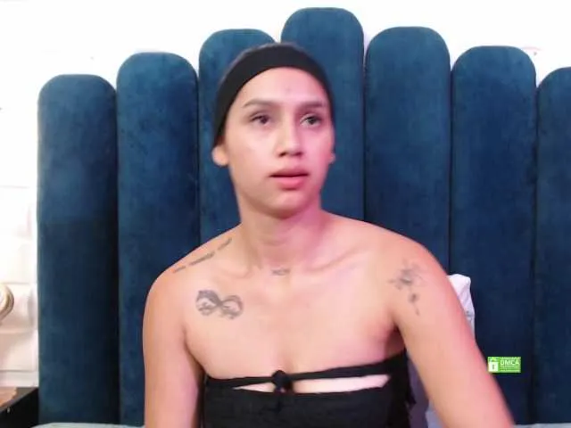 Live sex webcam photo for CosmicCandyX #291942072