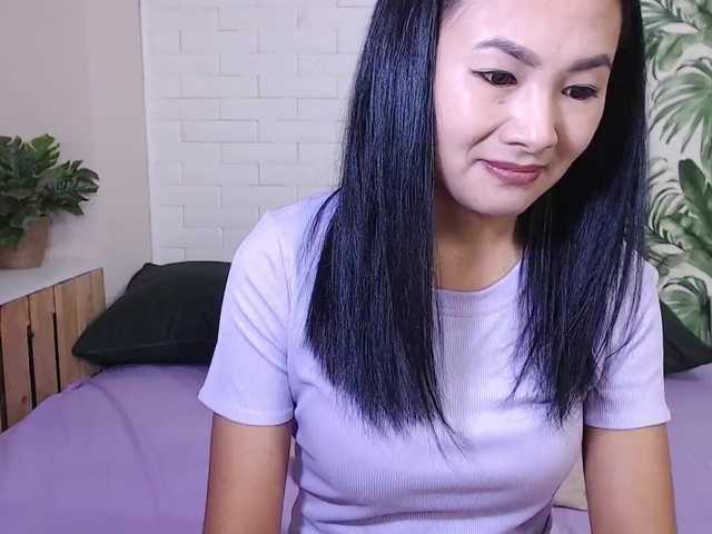 Live sex webcam photo for CosmoBella #272763943