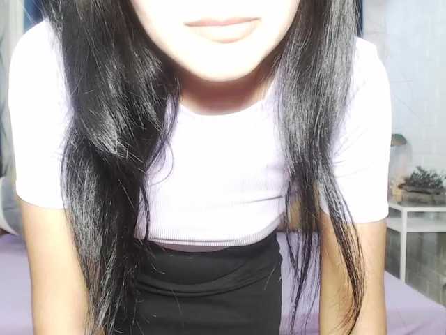 Live sex webcam photo for CosmoBella #274000139