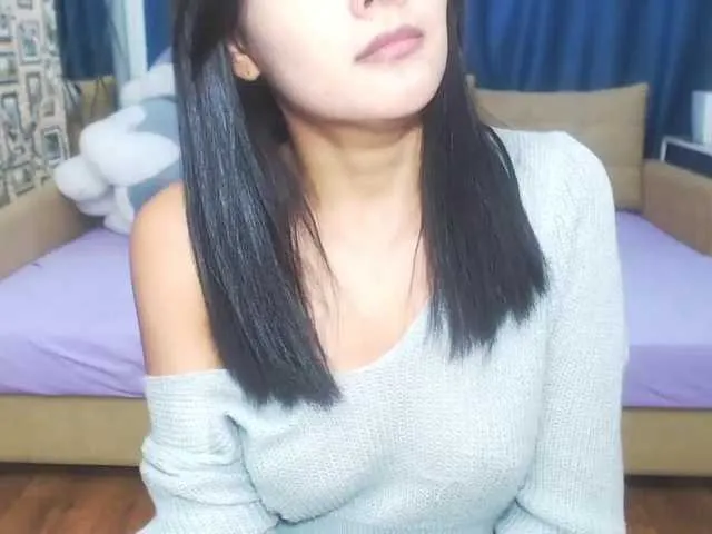 Live sex webcam photo for CosmoBella #274634899