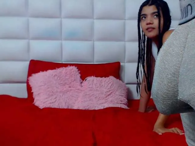 Live sex webcam photo for CosmoWandaa #276187016