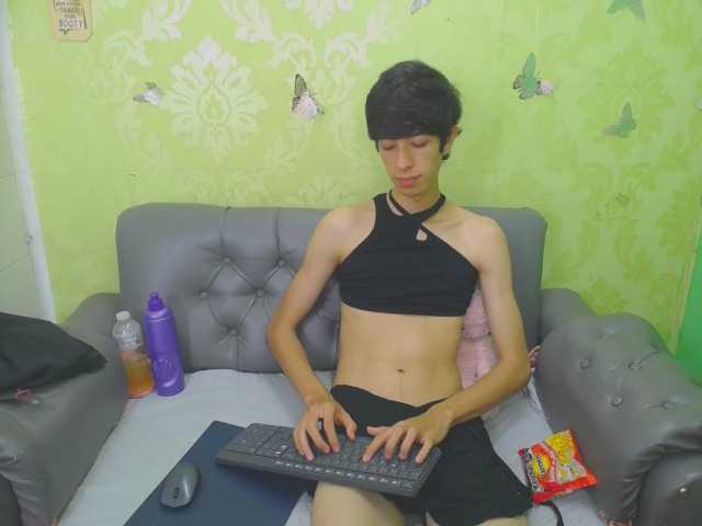 Live sex webcam photo for Cotekzuayone #278002664