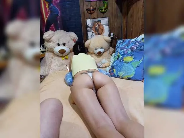 Live sex webcam photo for Cottoncandy1-1 #293166905