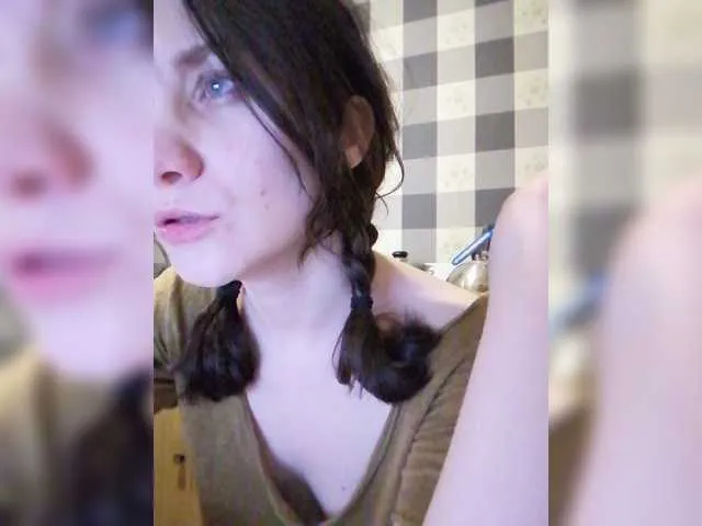 Live sex webcam photo for CountryGirl-1 #272136177