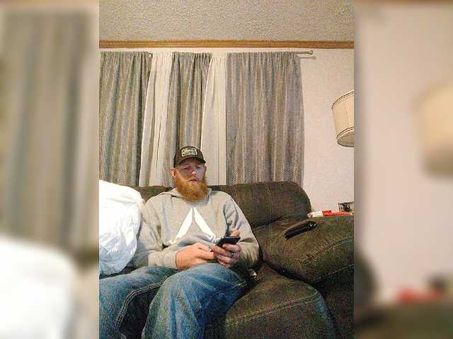 Live sex webcam photo for Countryboy28714 #277917355