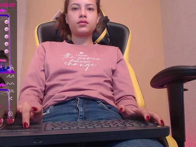 Live sex webcam photo for CoupleLatinCo #273091788