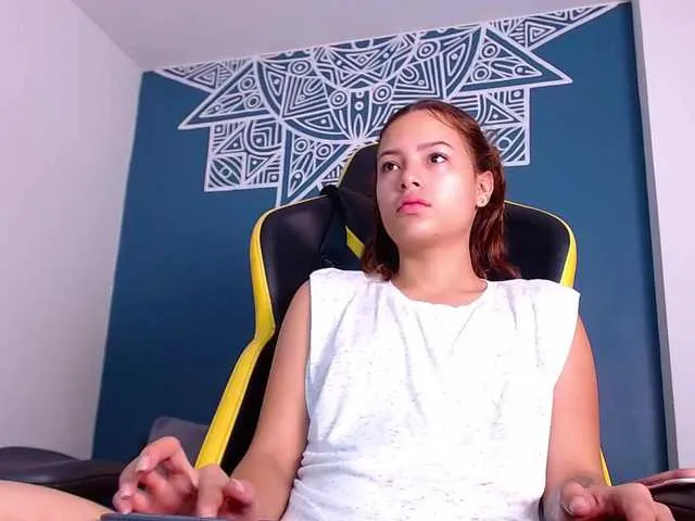 Live sex webcam photo for CoupleLatinCo #273178281