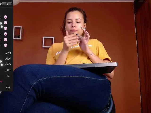 Live sex webcam photo for CoupleLatinCo #273767392